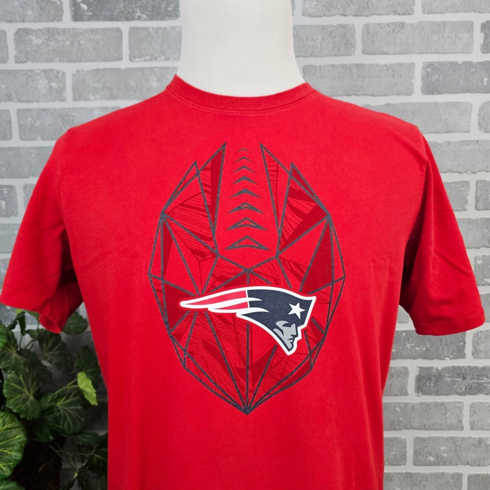 Nike NFL Patriots Red Dri-FIT Graphic T-Shirt‎ Team Apparel Men's Size Large
